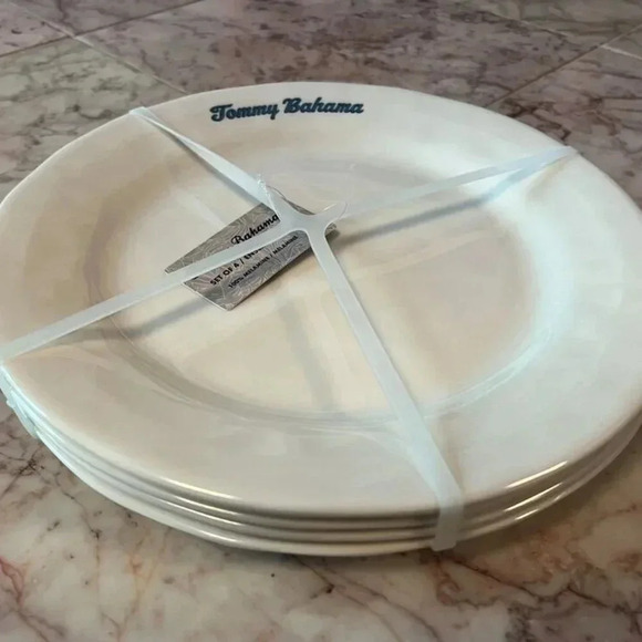 NEW Set of 4 Tommy Bahama Logo Off-White Melamine Dinner Plate - Picture 3 of 3